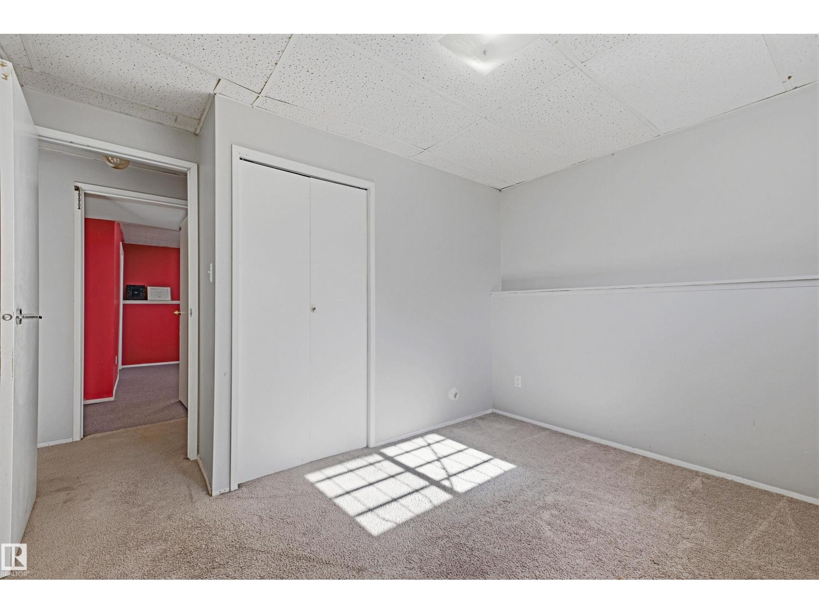 3519 33 AV NW
