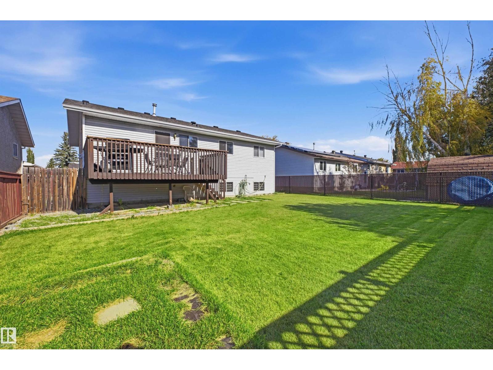 3519 33 AV NW