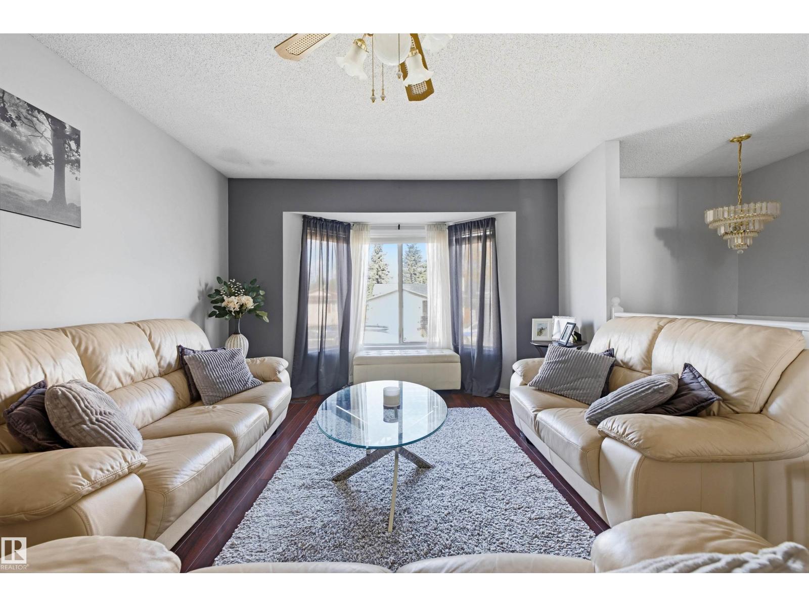 3519 33 AV NW