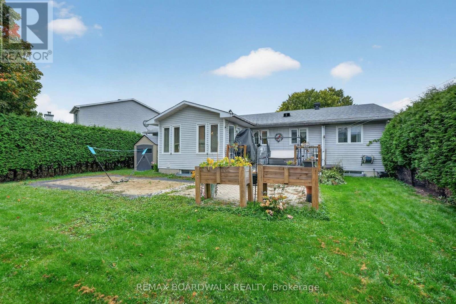 2762 Julie Street, Clarence-Rockland, Ontario  K4K 1M2 - Photo 43 - X13846116