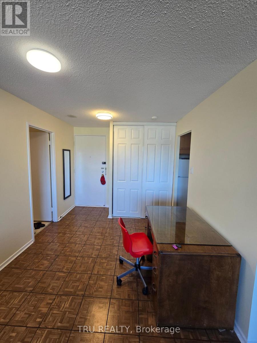 507 - 915 Elmsmere Road, Ottawa, Ontario  K1J 8H8 - Photo 10 - X13846118