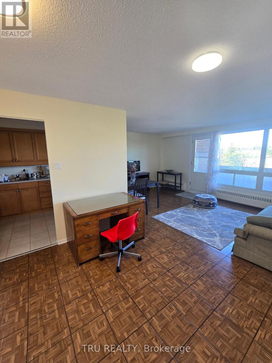507 - 915 Elmsmere Road, Ottawa, Ontario  K1J 8H8 - Photo 8 - X13846118