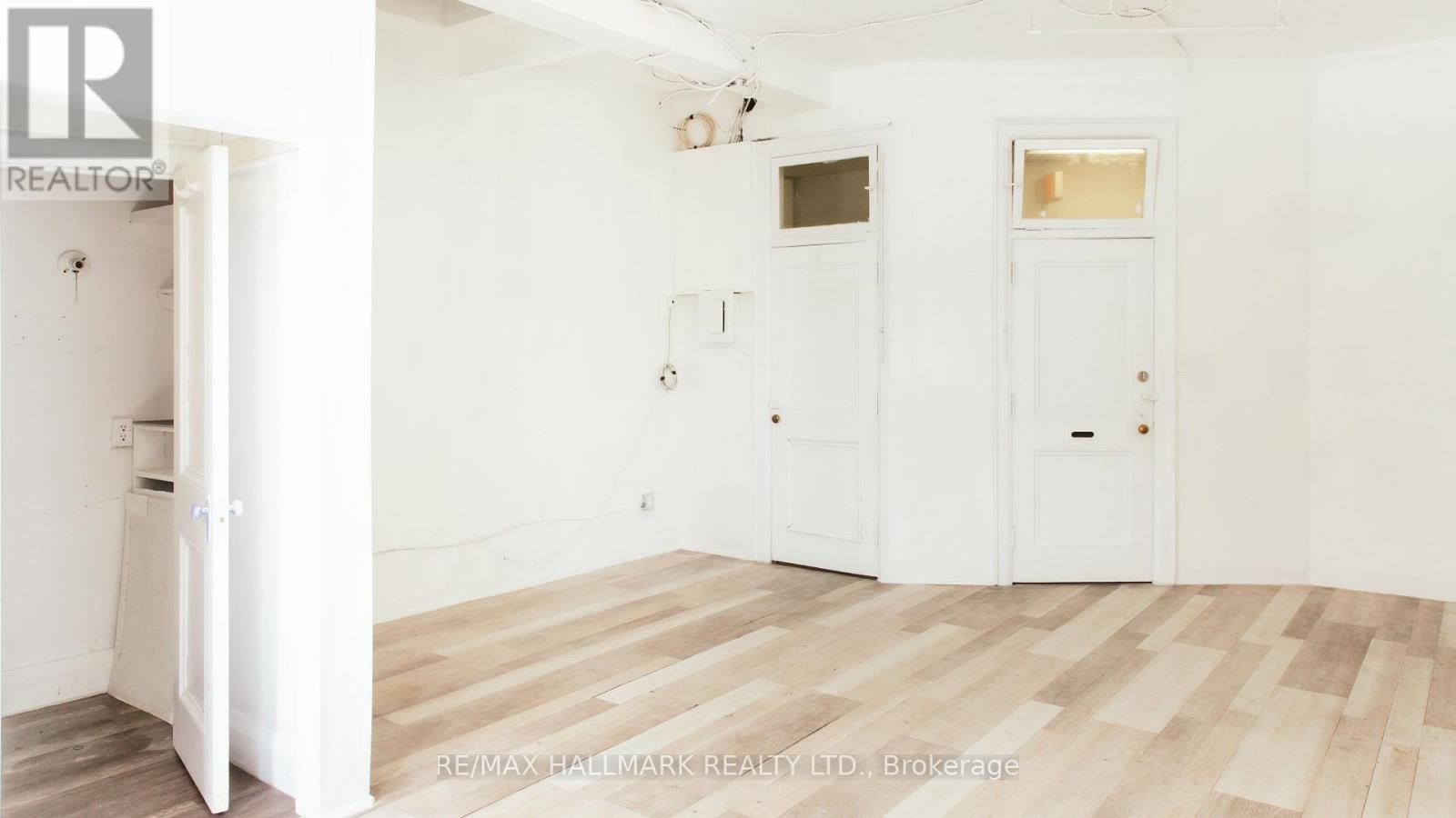 1 - 1041 Avenue Road, Toronto, Ontario  M5N 2C4 - Photo 8 - C13846166