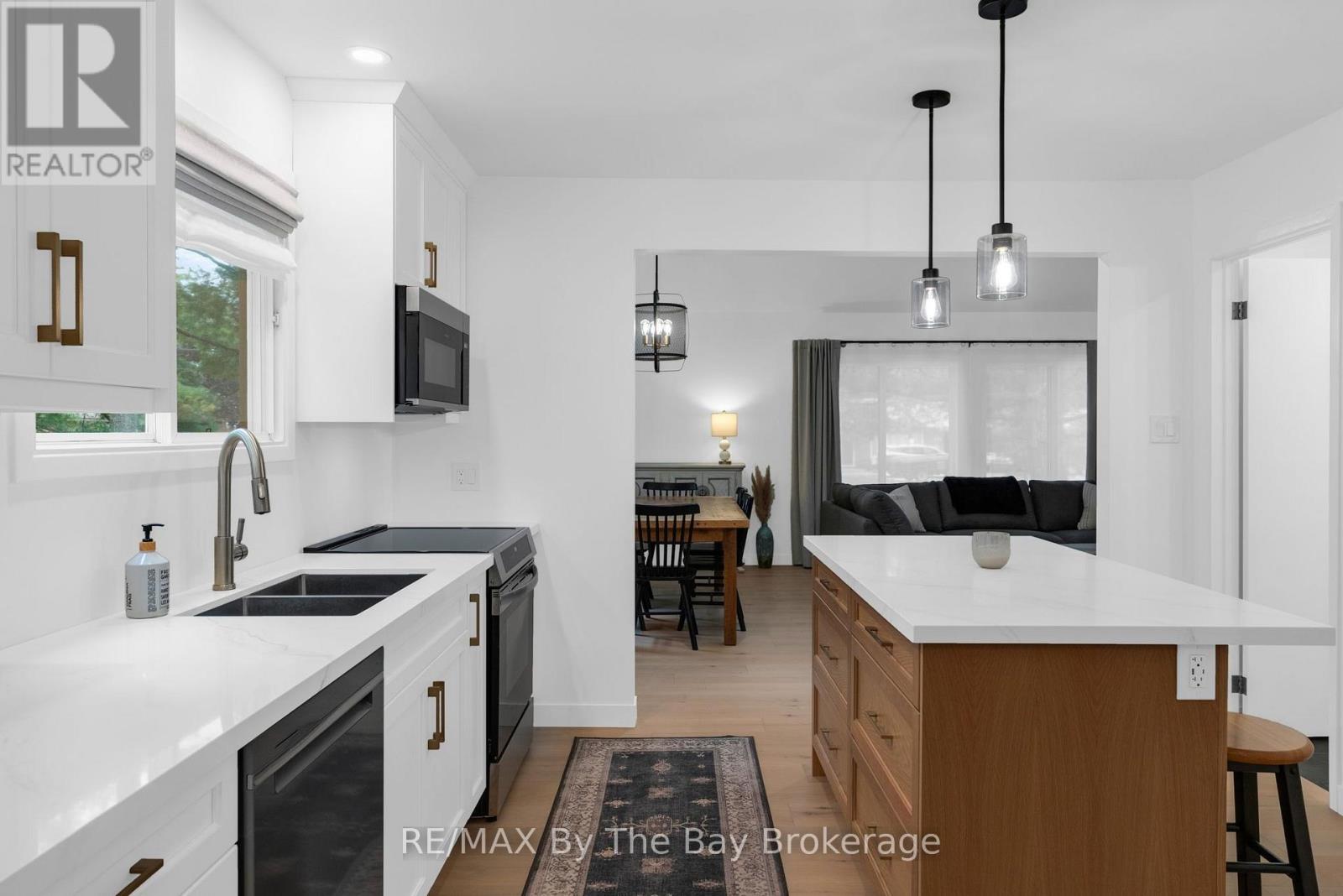 9 Islandview Crescent, Wasaga Beach, Ontario  L9Z 2V6 - Photo 10 - S13846120