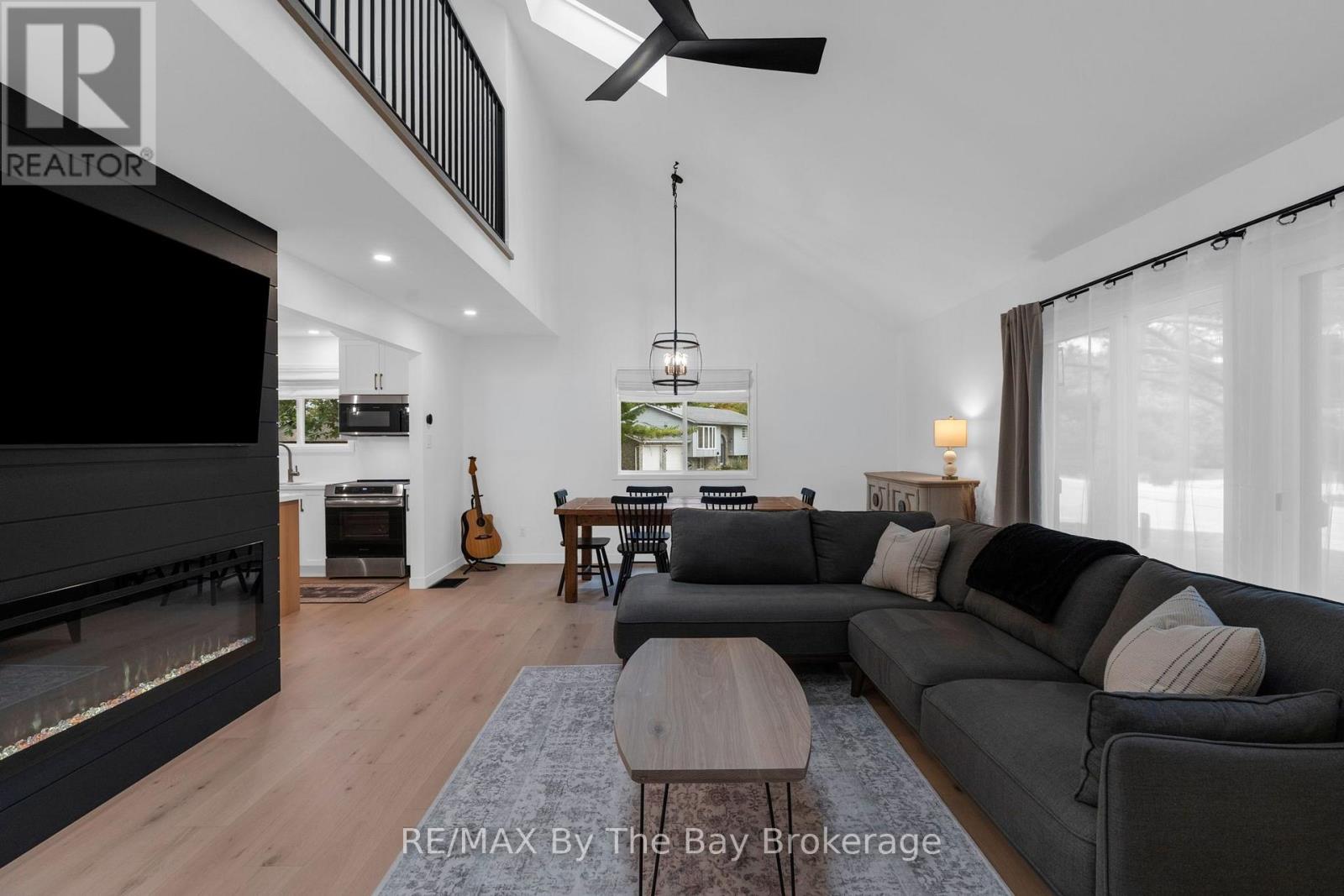 9 Islandview Crescent, Wasaga Beach, Ontario  L9Z 2V6 - Photo 17 - S13846120
