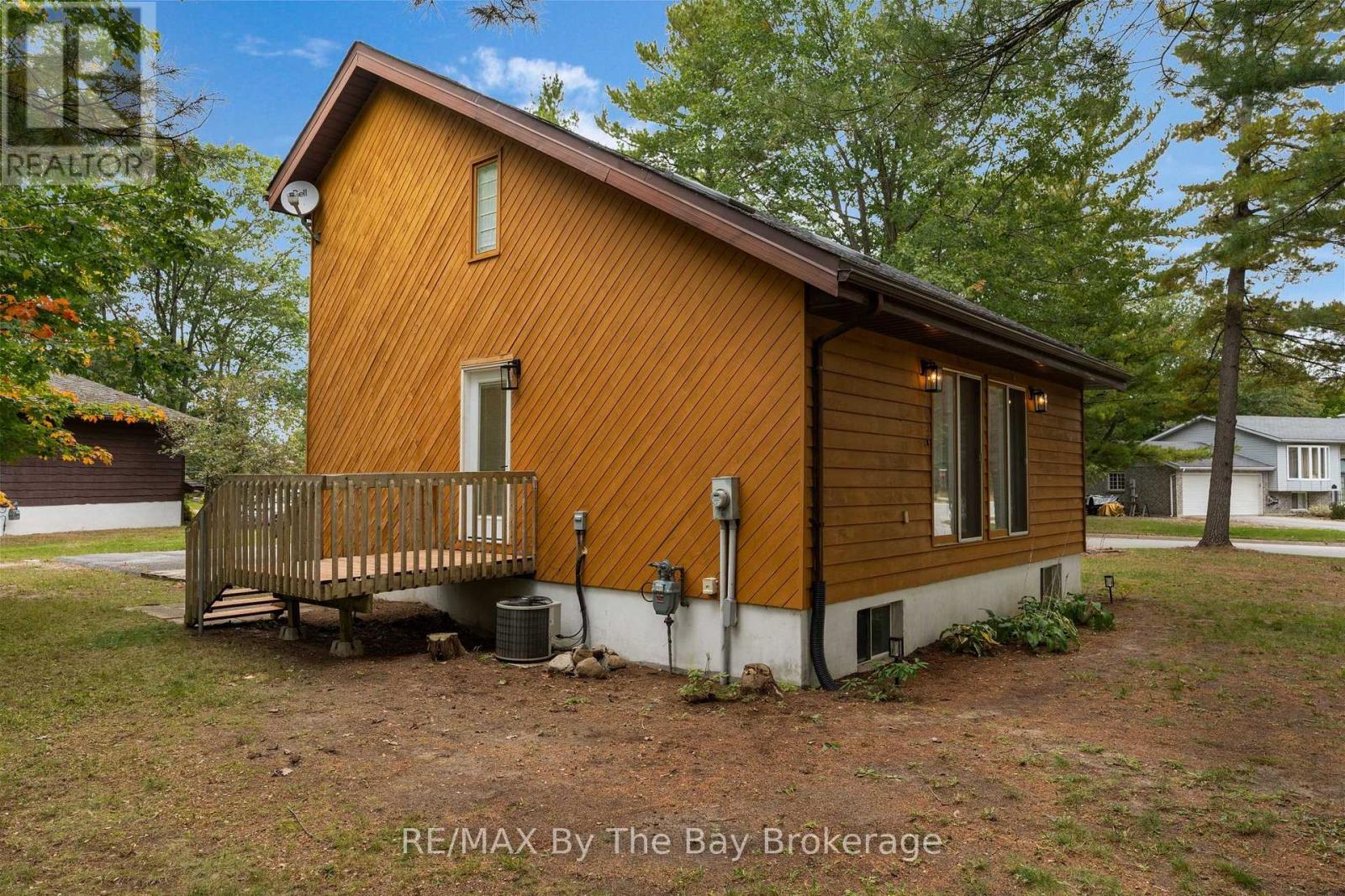9 Islandview Crescent, Wasaga Beach, Ontario  L9Z 2V6 - Photo 33 - S13846120