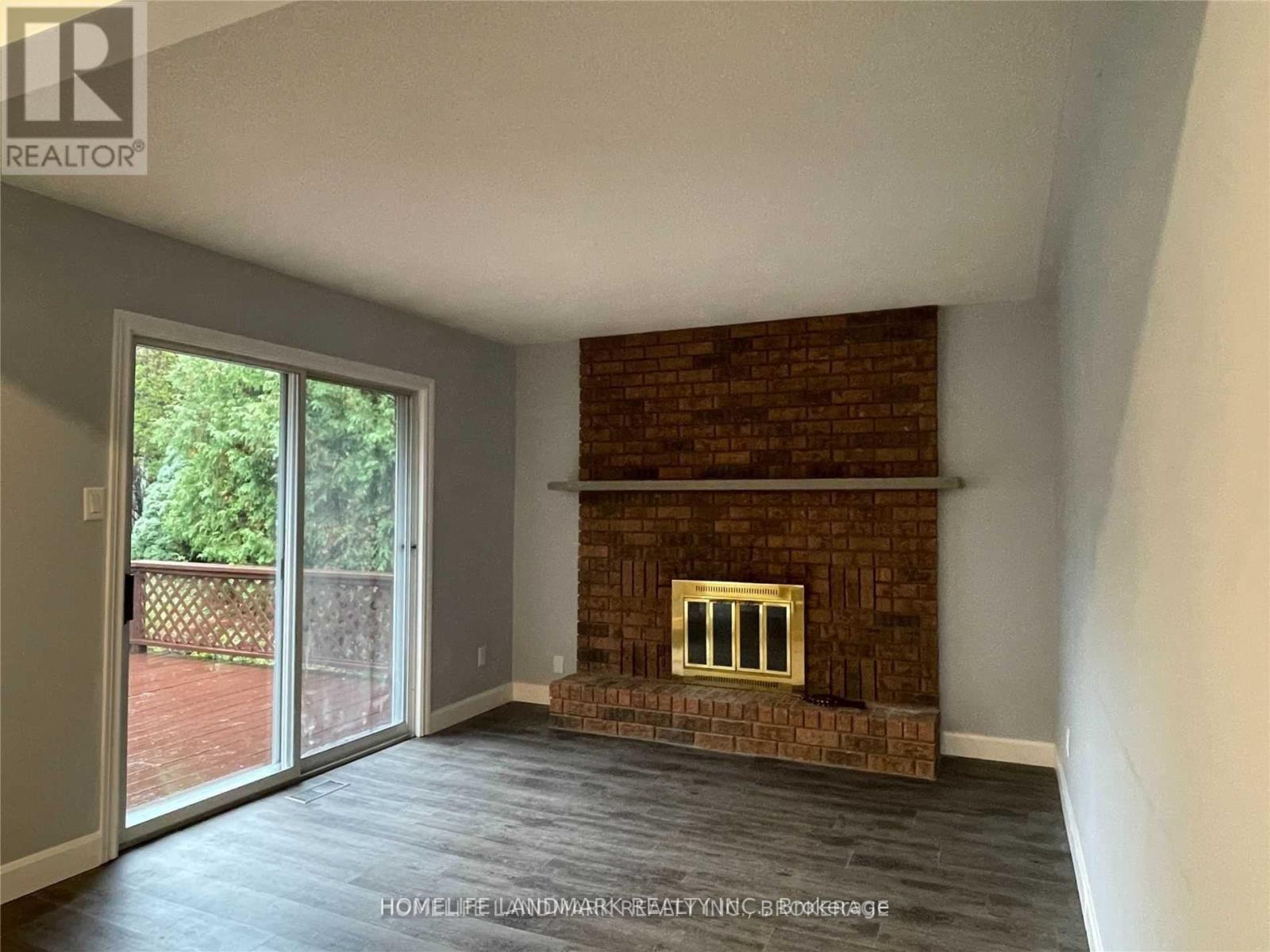 Upper - 2 Gibbon Drive, Barrie (Letitia Heights), Ontario  L4N 6G3 - Photo 12 - S13846148