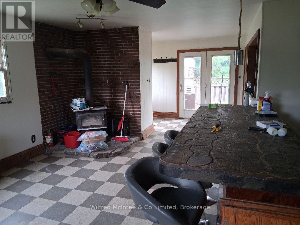 1240 Bruce 1 Road, Huron-Kinloss, Ontario  N0G 2B0 - Photo 8 - X13846180