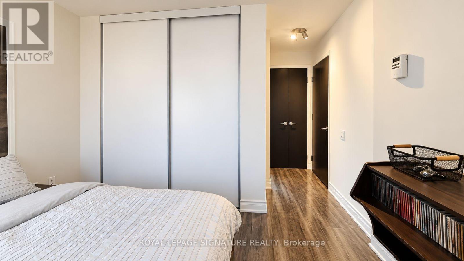 2210 - 33 Sheppard Avenue E, Toronto, Ontario  M2N 7K1 - Photo 12 - C13812746