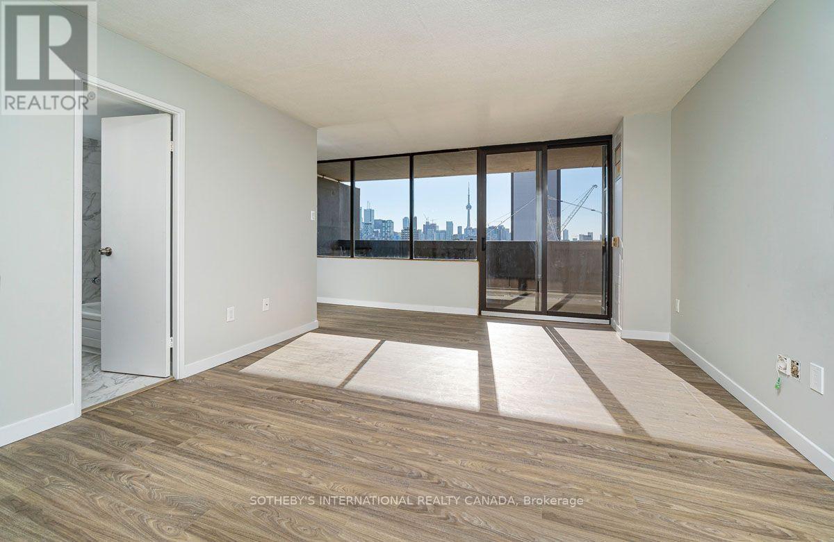 1004 - 720 Spadina Avenue, Toronto, Ontario  M5S 2T9 - Photo 4 - C13846184