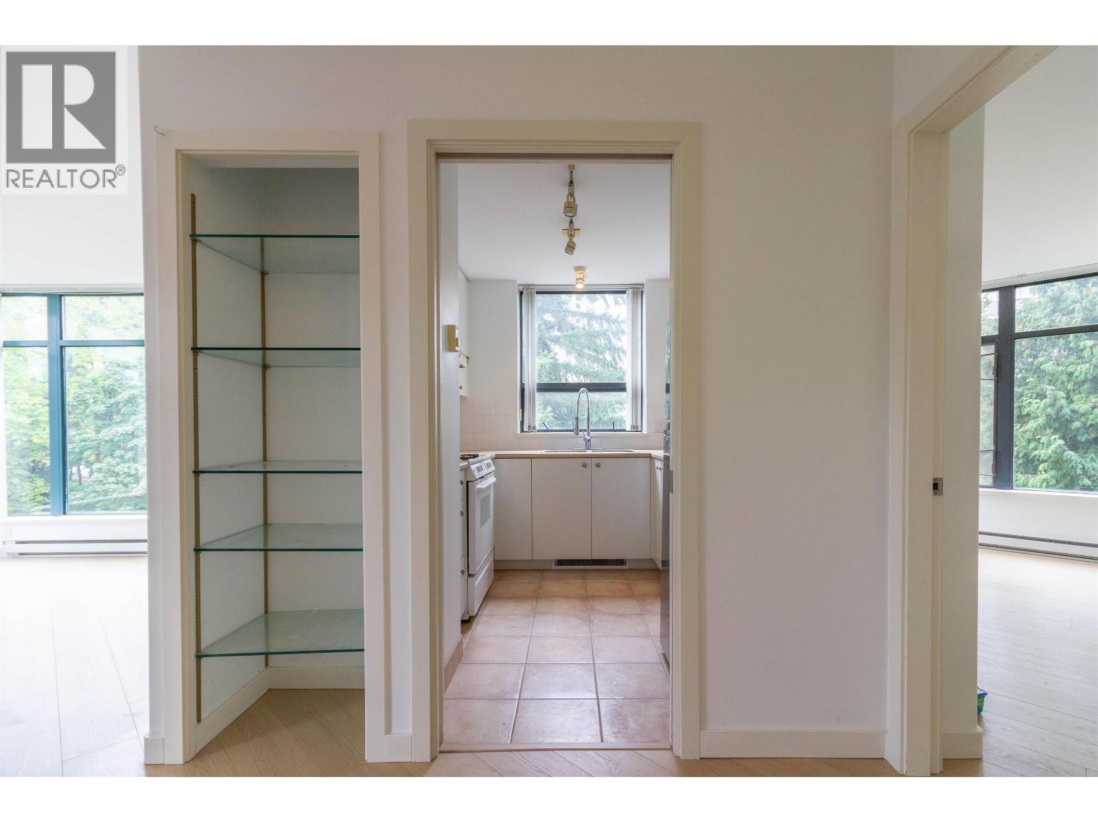 501 4567 Hazel Street, Burnaby, British Columbia  V5H 4V4 - Photo 6 - R3152319