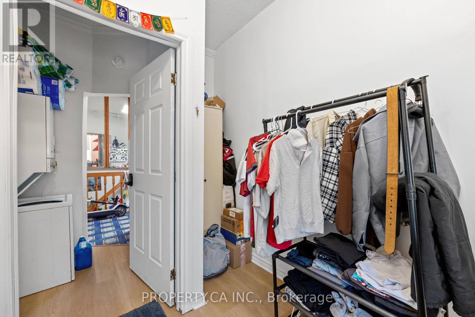 #upper - 1080 Dovercourt Road, Toronto, Ontario  M6H 2X8 - Photo 13 - W13846122