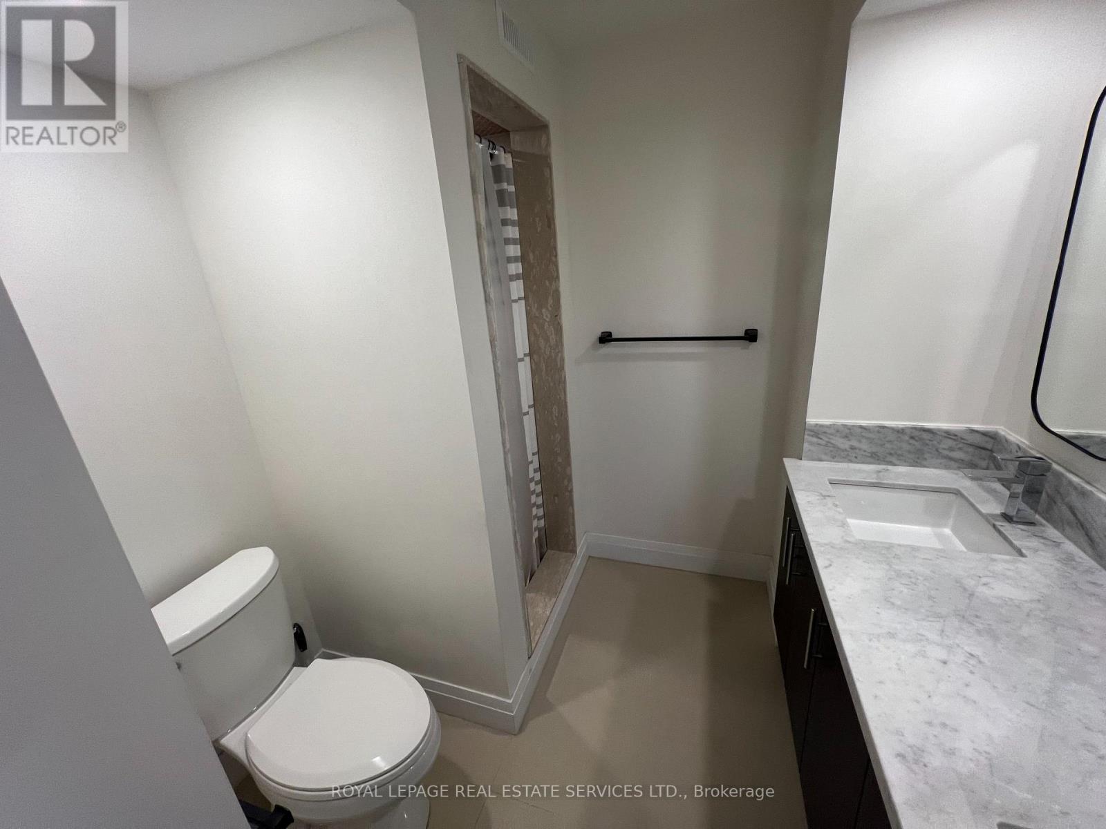 605 Patriot Lower Drive, Mississauga, Ontario  L5R 3S1 - Photo 10 - W13846124