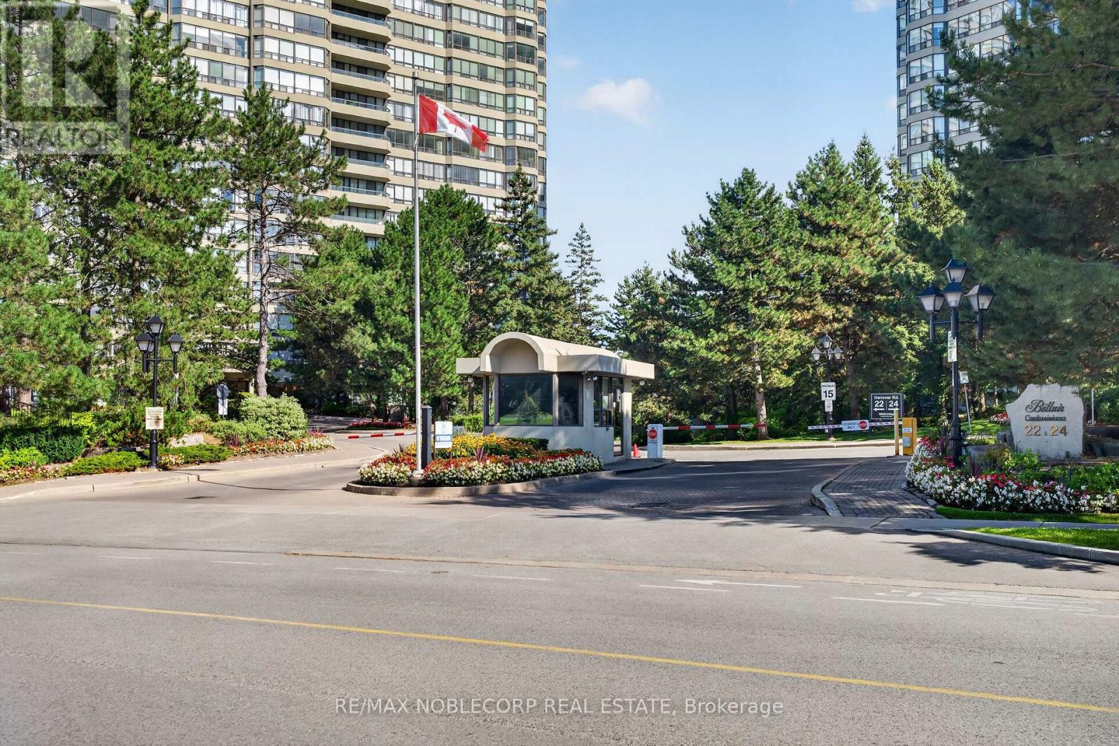 708 - 22 HANOVER ROAD, brampton (queen street corridor), Ontario