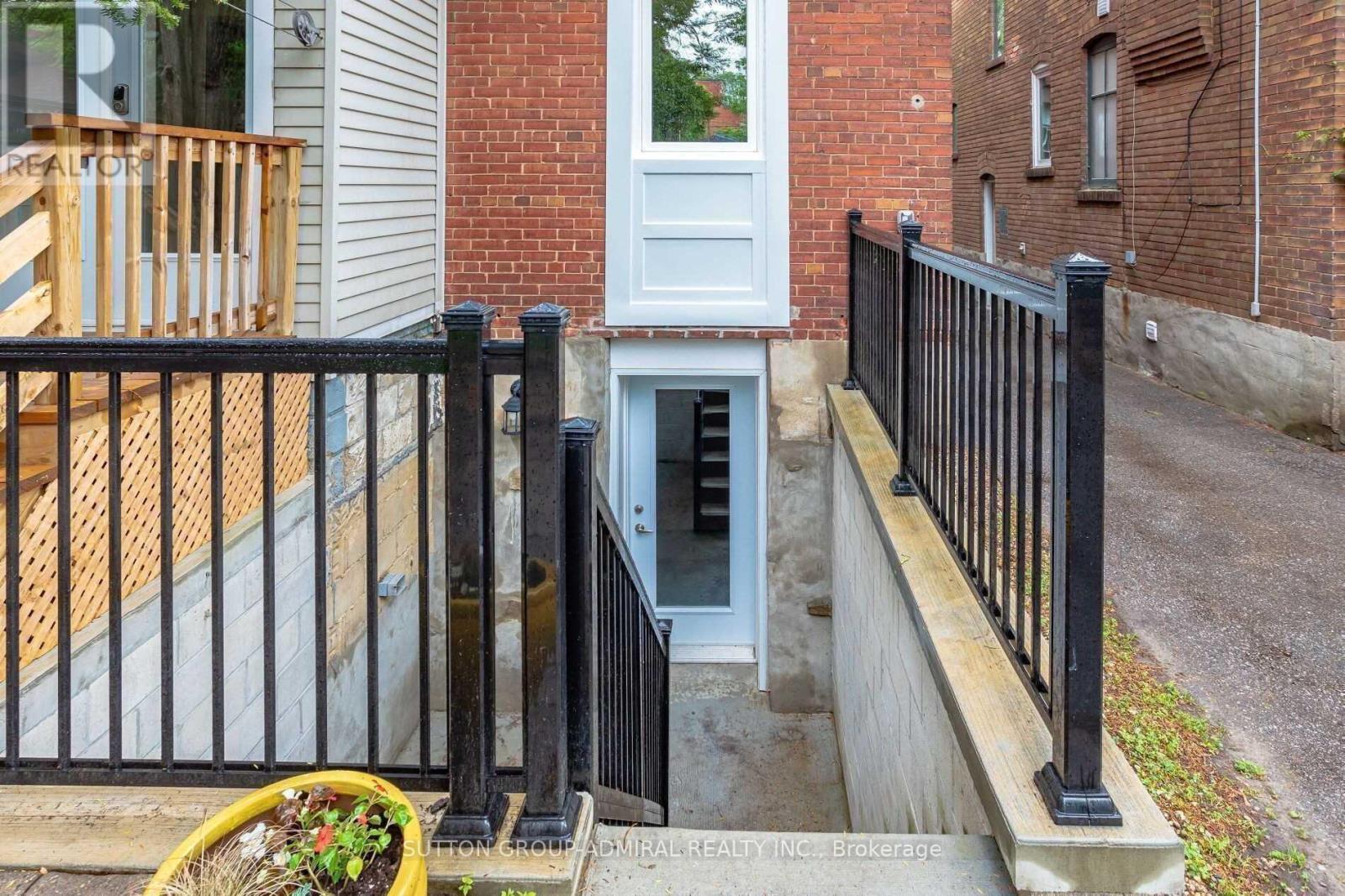 Bsmnt - 278 Armadale Avenue, Toronto, Ontario  M6S 3X4 - Photo 2 - W13846200