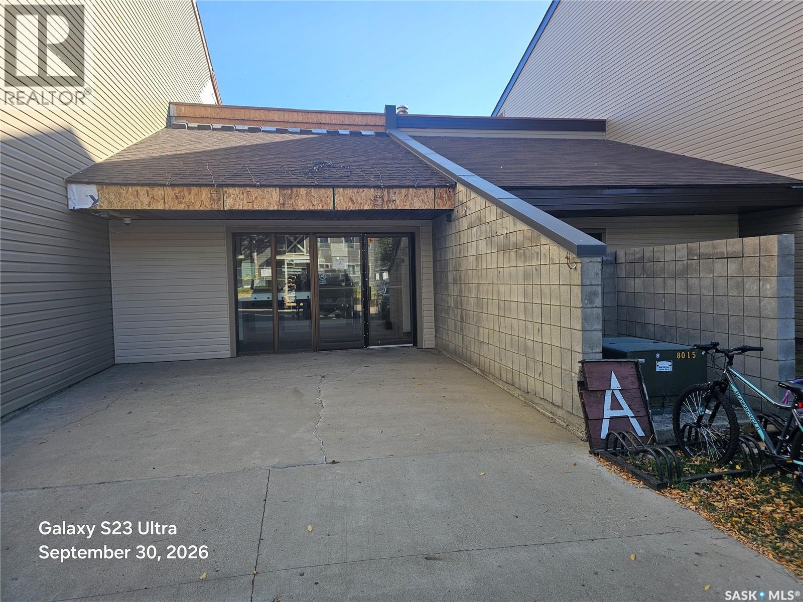 201 A 8th Street E, Saskatoon, Saskatchewan  S7H 5L4 - Photo 2 - SK049996
