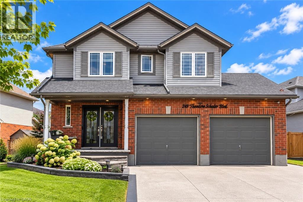 249 THEODORE SCHULER Boulevard, New Hamburg, Ontario
