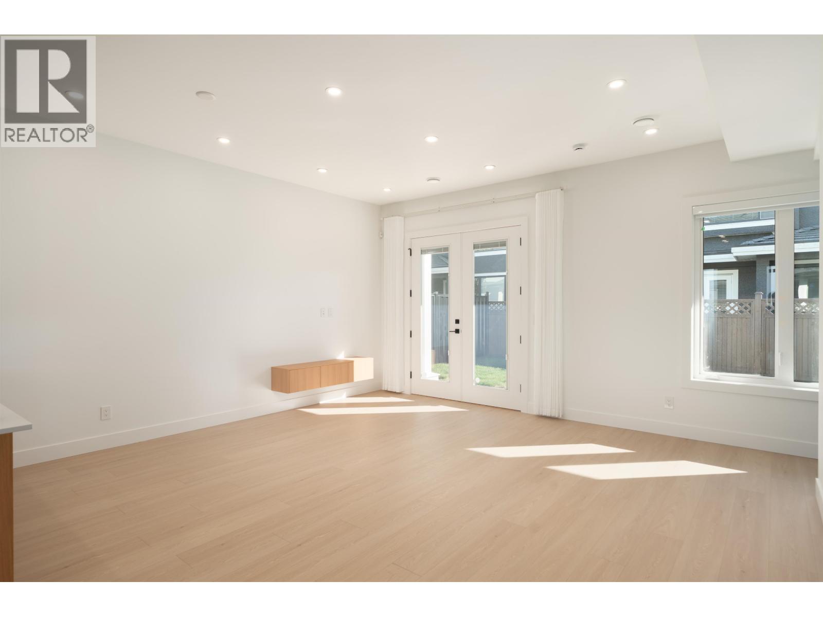 3 5300 Chetwynd Avenue, Richmond, British Columbia  V7C 4L2 - Photo 7 - R3170835