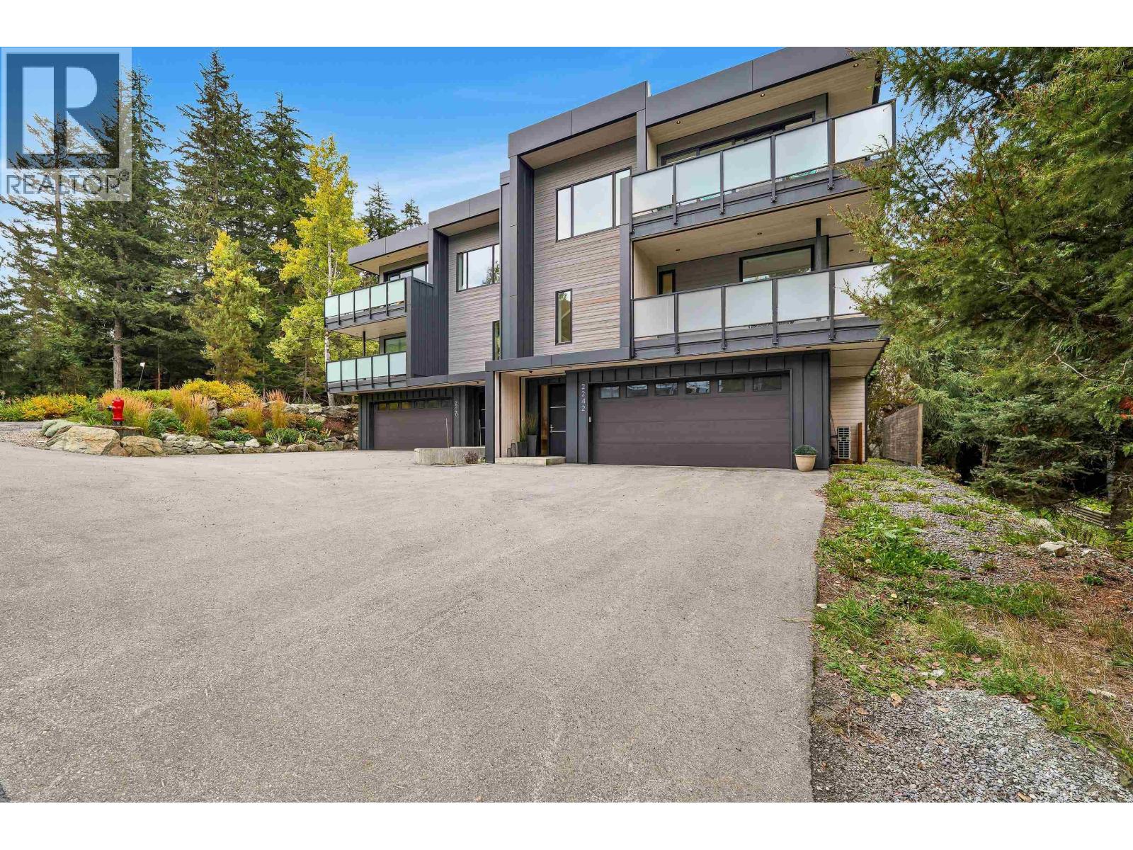 2242 Aspen Drive, Whistler, British Columbia  V8E 0A6 - Photo 35 - R3171019