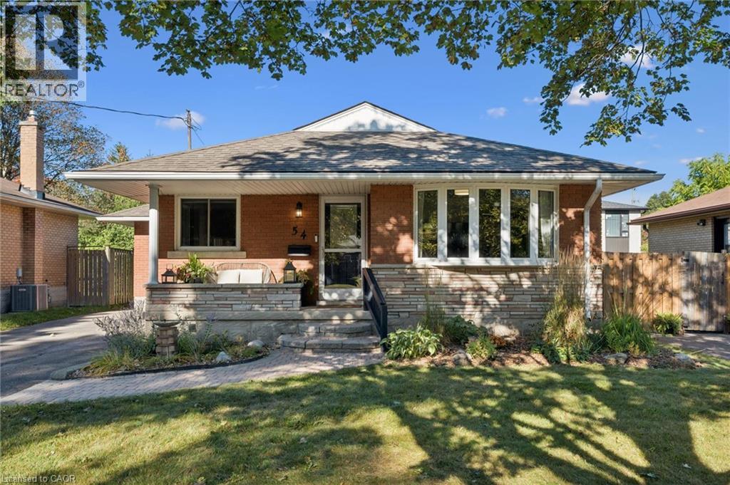 54 PINECREST Drive, kitchener, Ontario