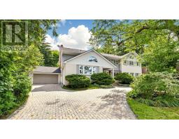 8 WINDY RIDGE DRIVE, Toronto, Ontario