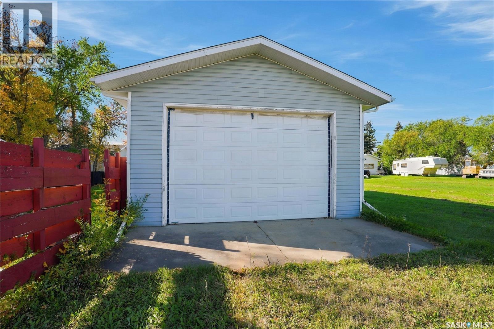 1262 113th Street, North Battleford, Saskatchewan  S9A 2M2 - Photo 3 - SK050020