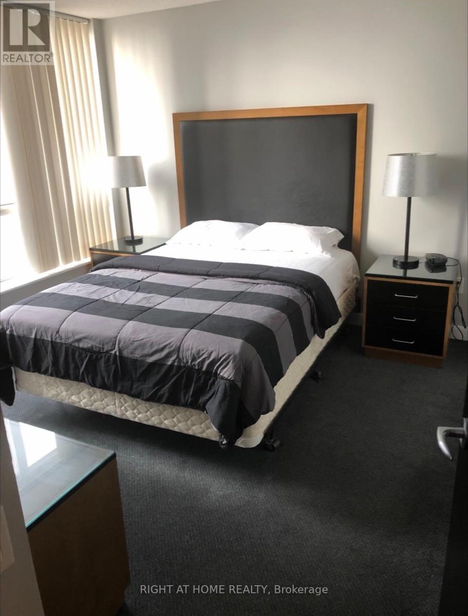 2105 - 33 Sheppard Avenue E, Toronto (Willowdale East), Ontario  M2N 7K1 - Photo 4 - C13846262