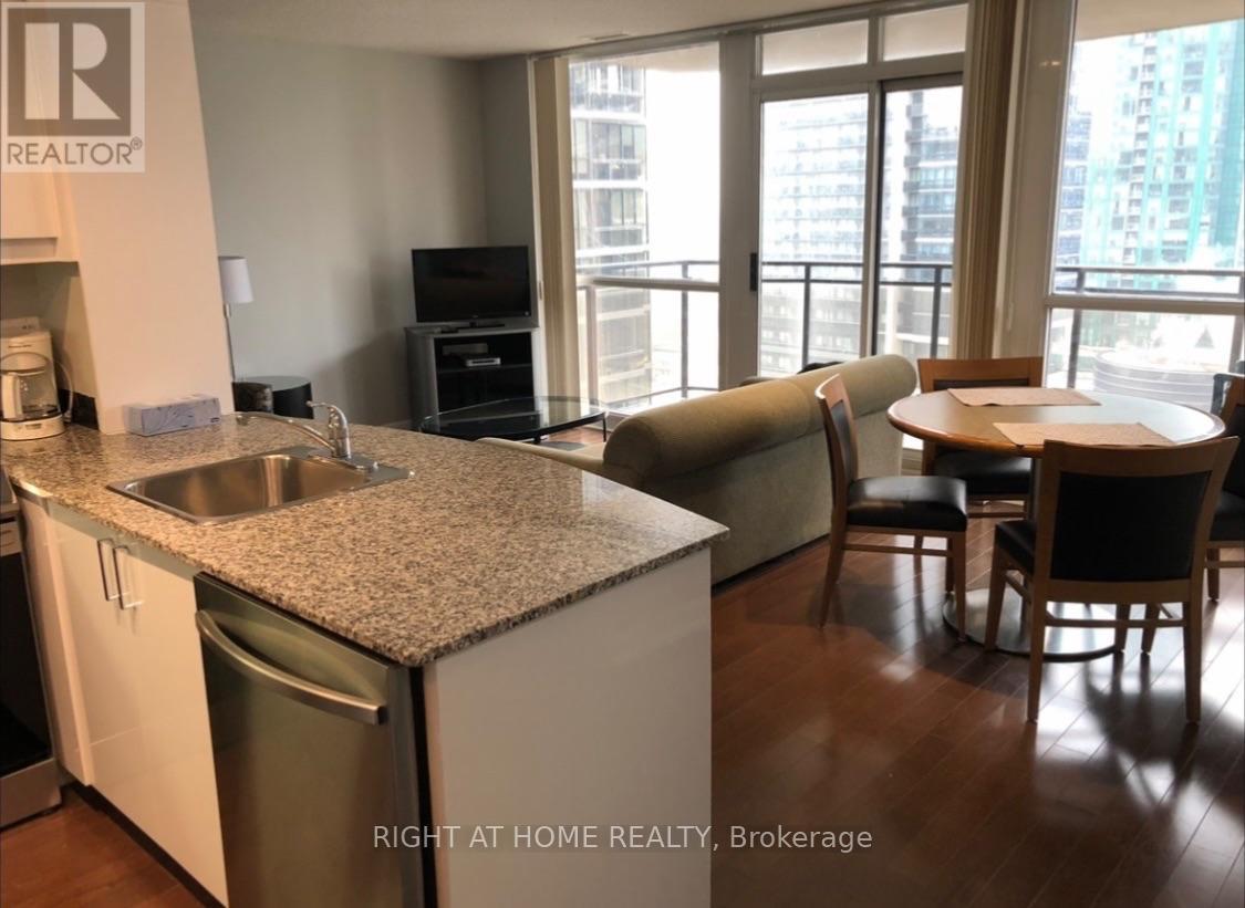 2105 - 33 Sheppard Avenue E, Toronto (Willowdale East), Ontario  M2N 7K1 - Photo 6 - C13846262