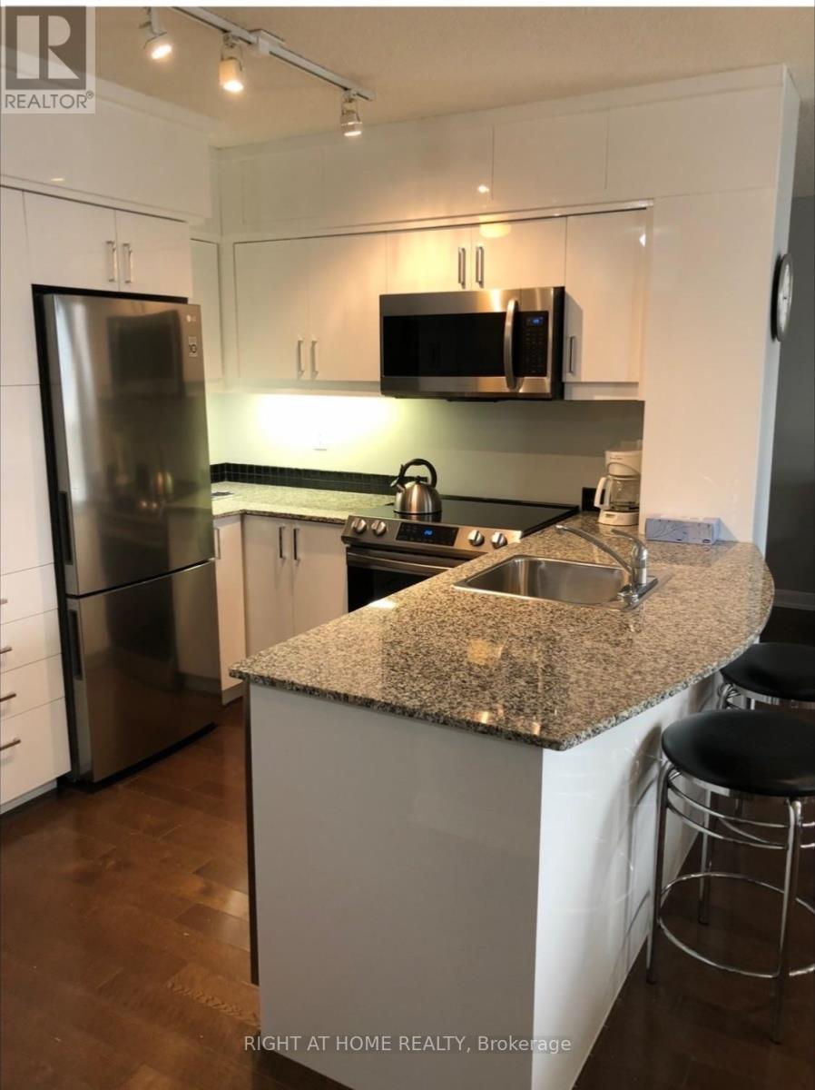 2105 - 33 Sheppard Avenue E, Toronto (Willowdale East), Ontario  M2N 7K1 - Photo 7 - C13846262