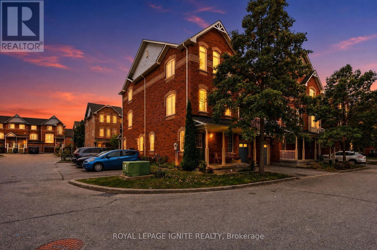 35 WILKIE LANE, Ajax, Ontario