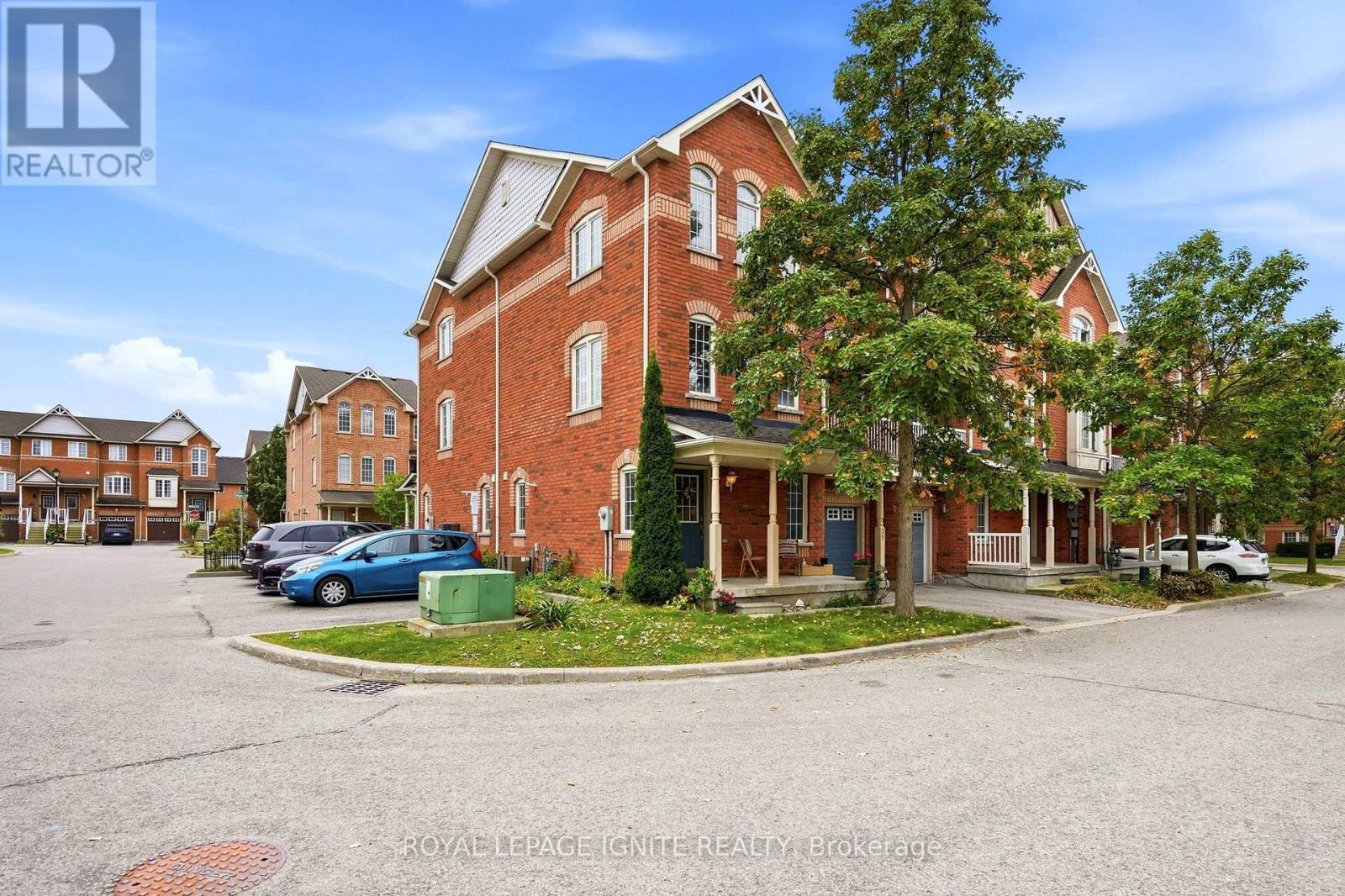 35 Wilkie Lane, Ajax, Ontario  L1S 7S5 - Photo 2 - E13846246
