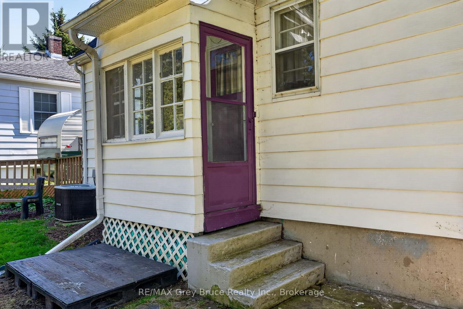 714 5th Street E, Owen Sound, Ontario  N4K 1E5 - Photo 16 - X13837476