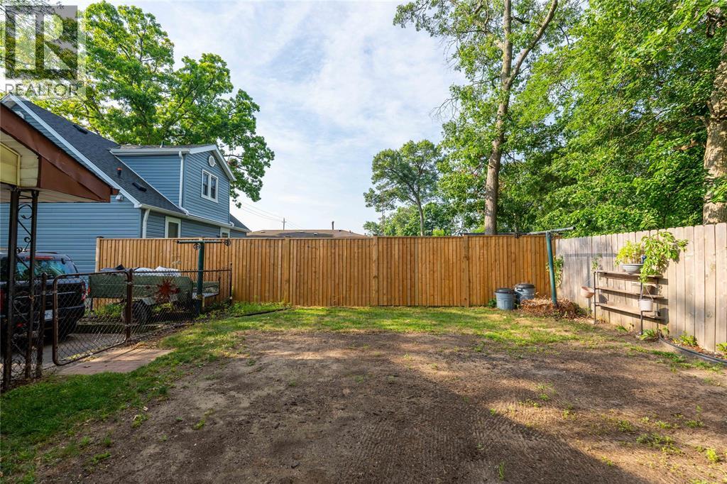 1107 Colborne Road, Sarnia, Ontario  N7V 3K8 - Photo 16 - 26024039