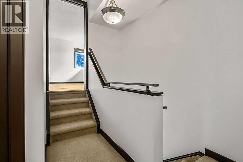 200 Bernard Drive Nw, Calgary, Alberta  T3K 2B7 - Photo 25 - A2339584