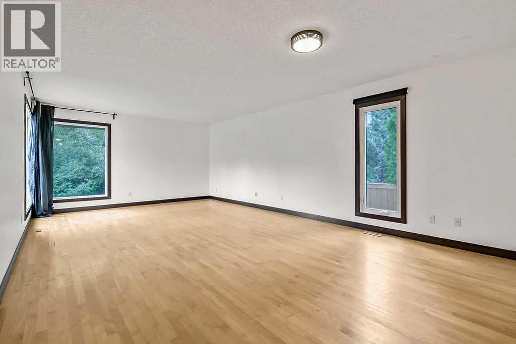 200 Bernard Drive Nw, Calgary, Alberta  T3K 2B7 - Photo 12 - A2339584