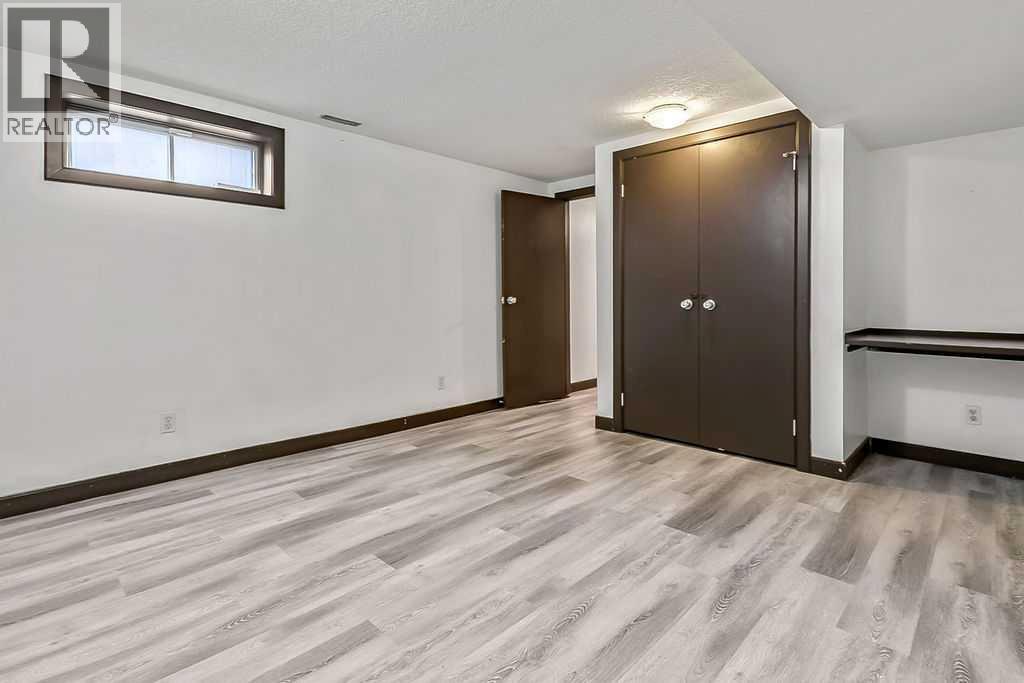 200 Bernard Drive Nw, Calgary, Alberta  T3K 2B7 - Photo 33 - A2339584
