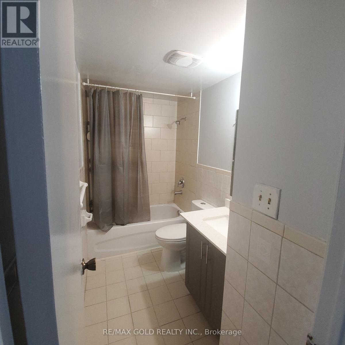 7 Auld Croft Road, Toronto, Ontario  M9W 6E3 - Photo 21 - W13846242
