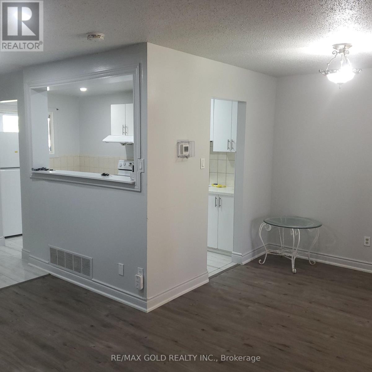 7 Auld Croft Road, Toronto, Ontario  M9W 6E3 - Photo 8 - W13846242