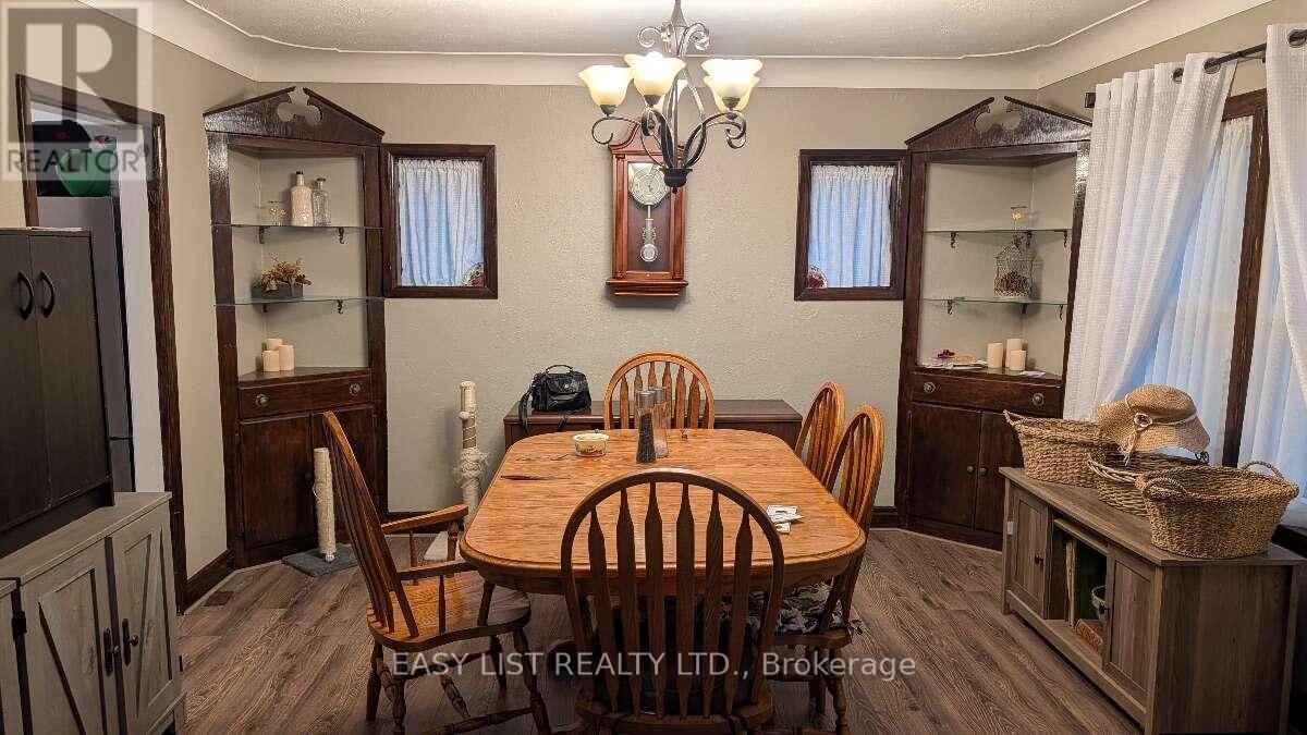 271 Joseph Street, Chatham-Kent, Ontario  N7L 3H3 - Photo 3 - X13846230