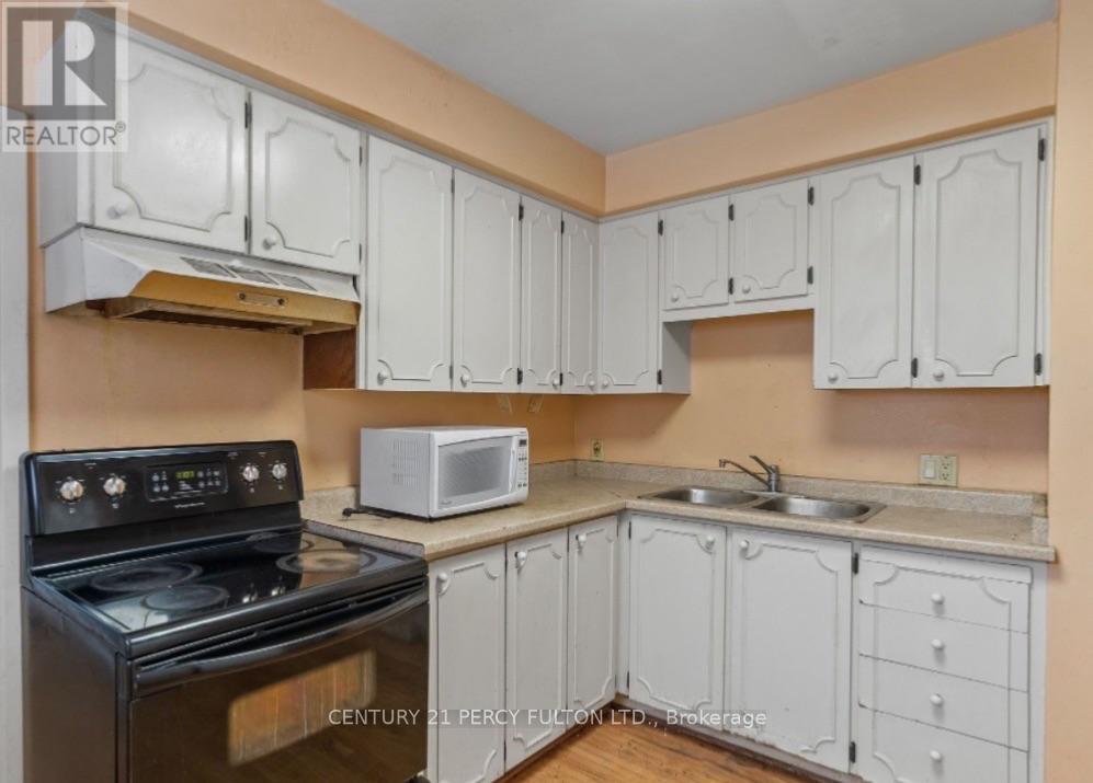 711 Victoria Street, London East (East C), Ontario  N5Y 4C5 - Photo 2 - X13846234