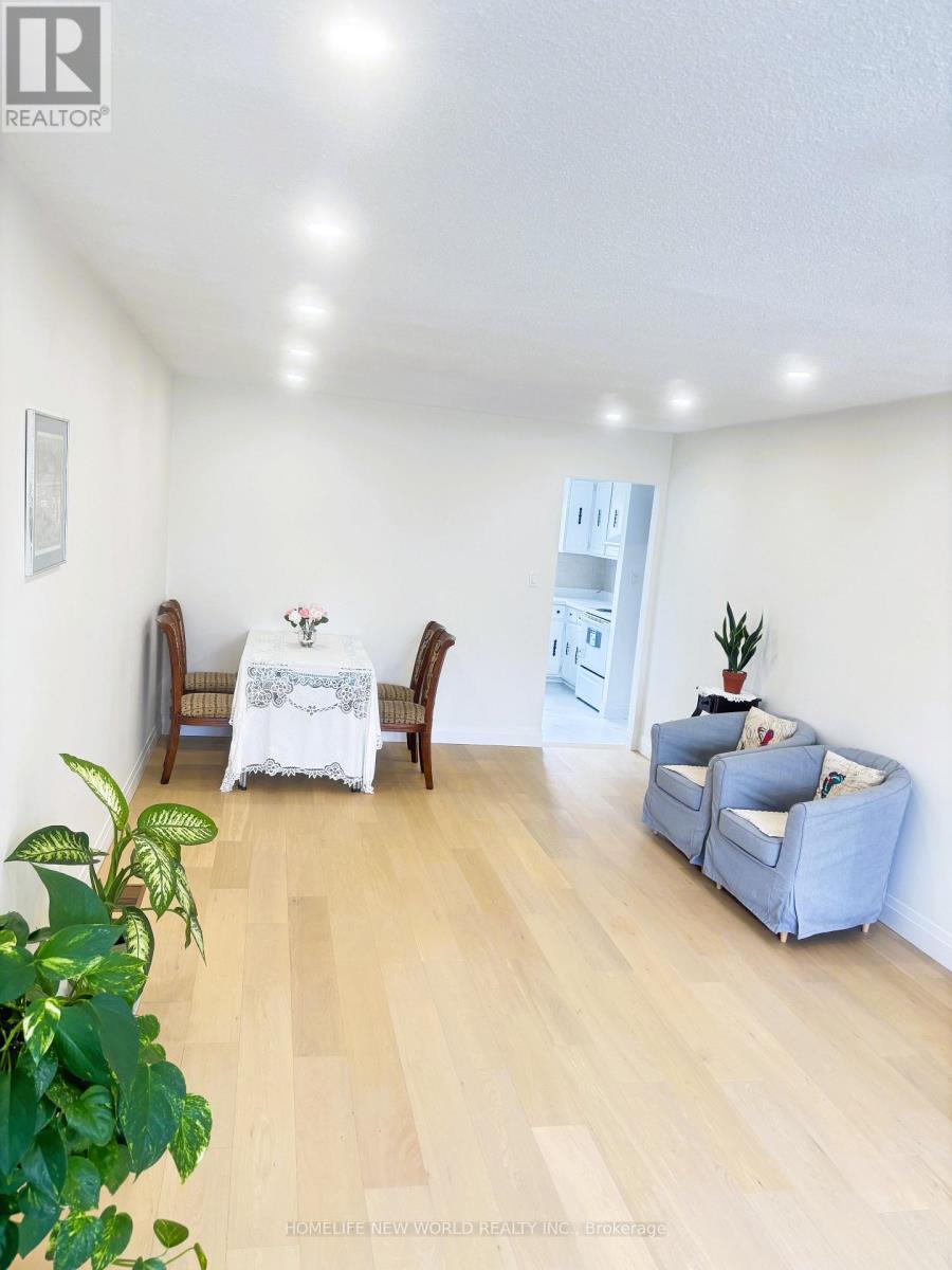 93 Corinthian Boulevard, Toronto, Ontario M1W 1B7 - Photo 4 - E13831142