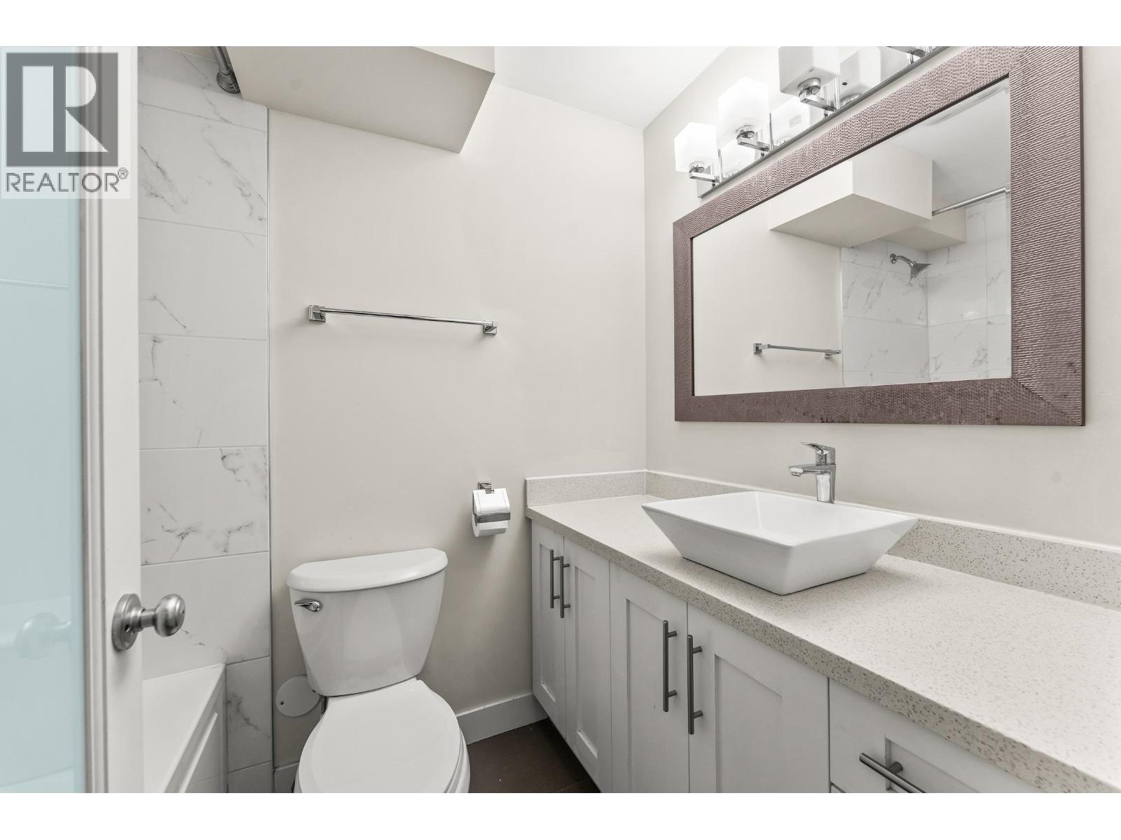 203 1611 E 3rd Avenue, Vancouver, British Columbia  V5N 1H1 - Photo 14 - R3170008
