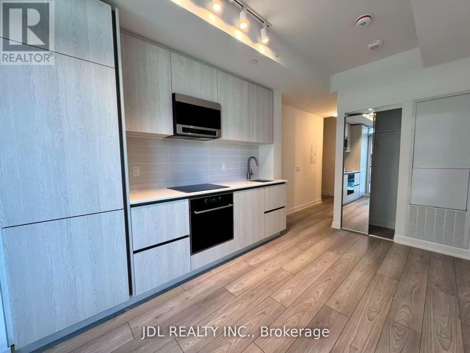 1107 - 110 BROADWAY AVENUE, Toronto, Ontario