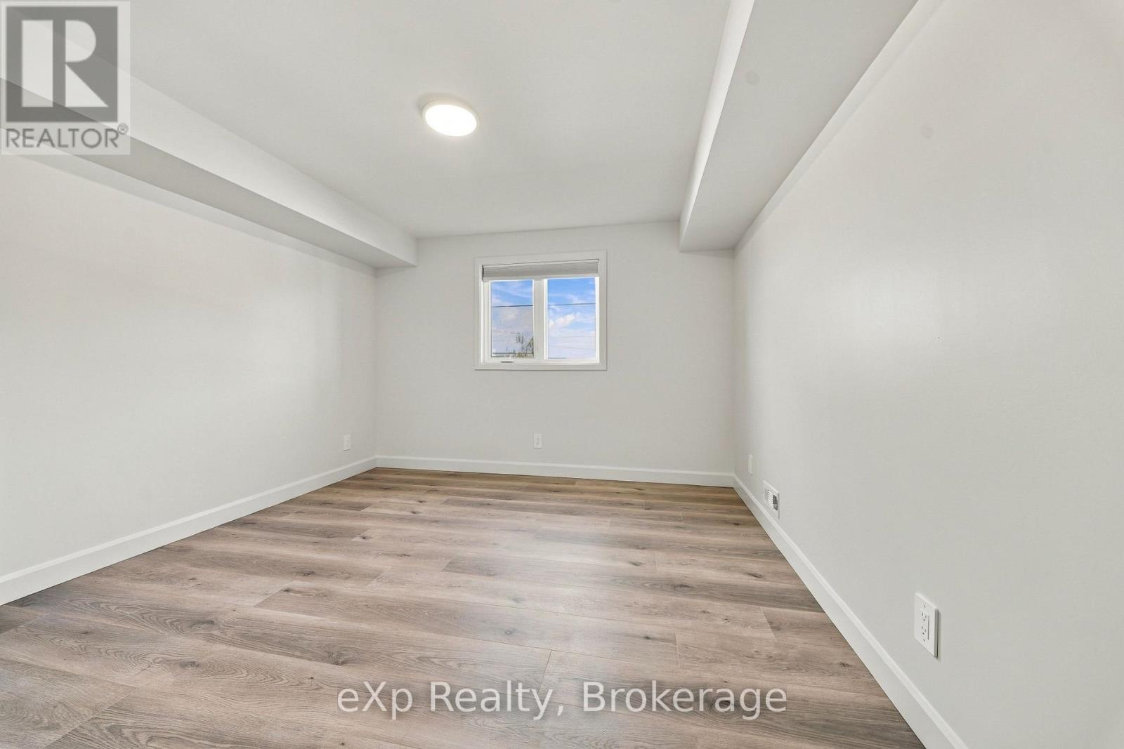 204 - 10 Hillside Meadow Drive, Quinte West, Ontario  K8V 0J7 - Photo 13 - X13845962
