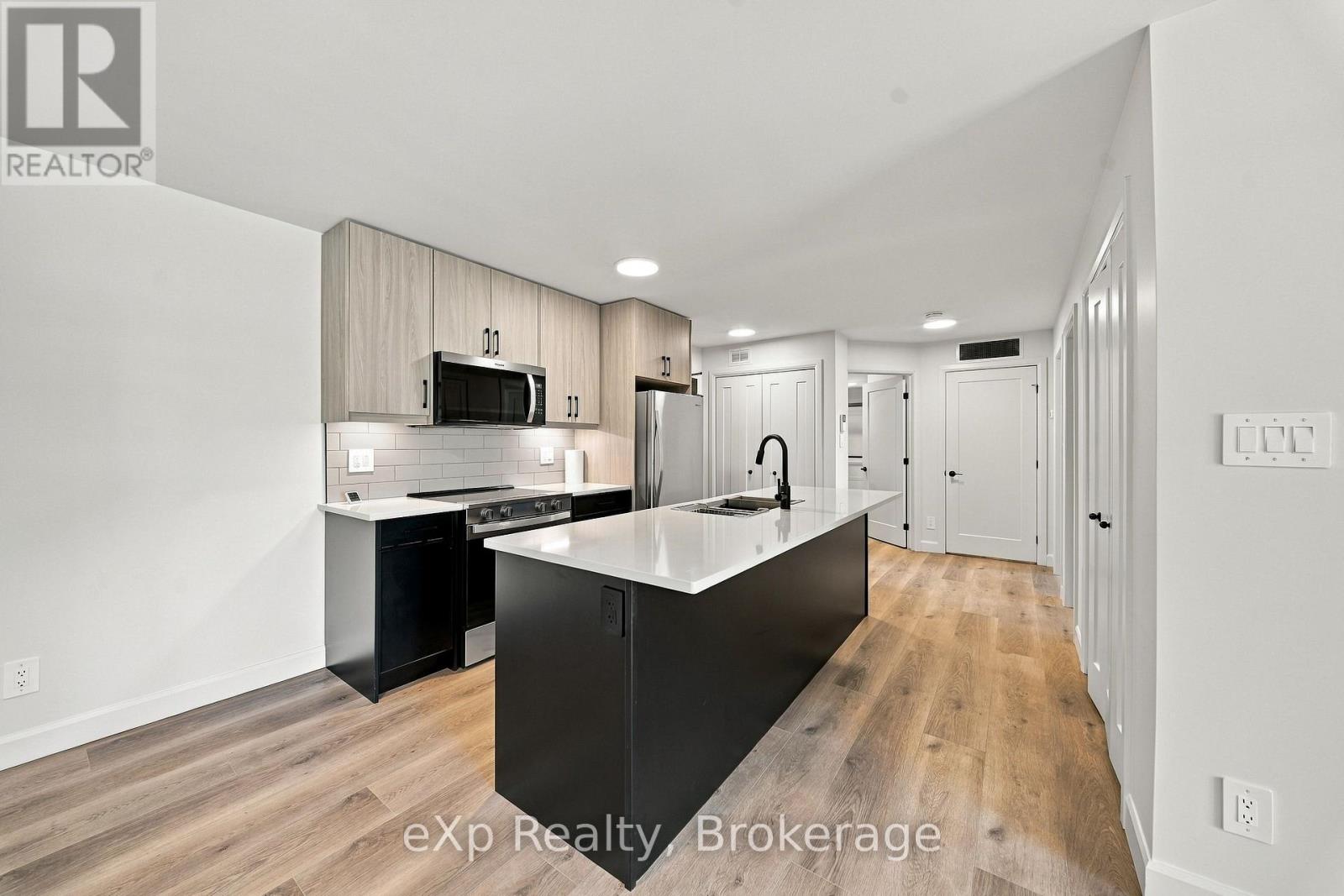 204 - 10 Hillside Meadow Drive, Quinte West, Ontario  K8V 0J7 - Photo 8 - X13845962