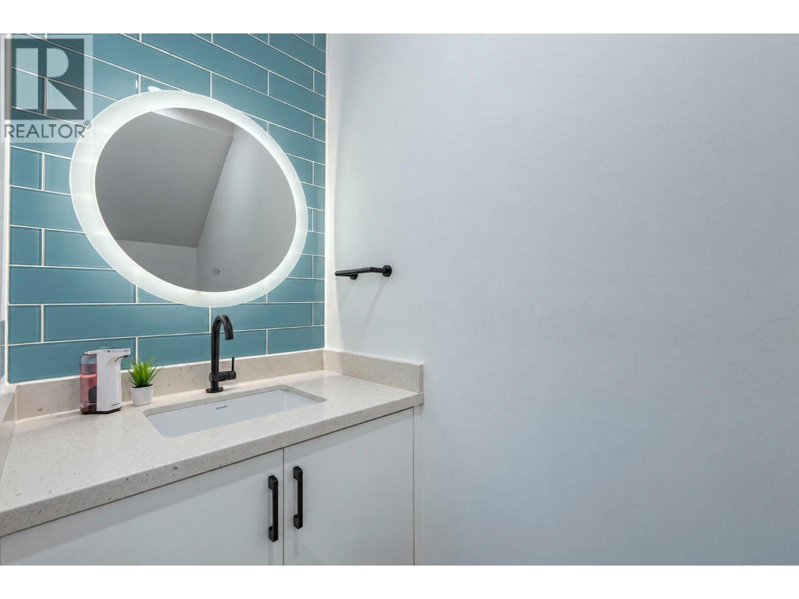 29 4311 Sophia Street, Vancouver, British Columbia  V5V 3V6 - Photo 6 - R3170381