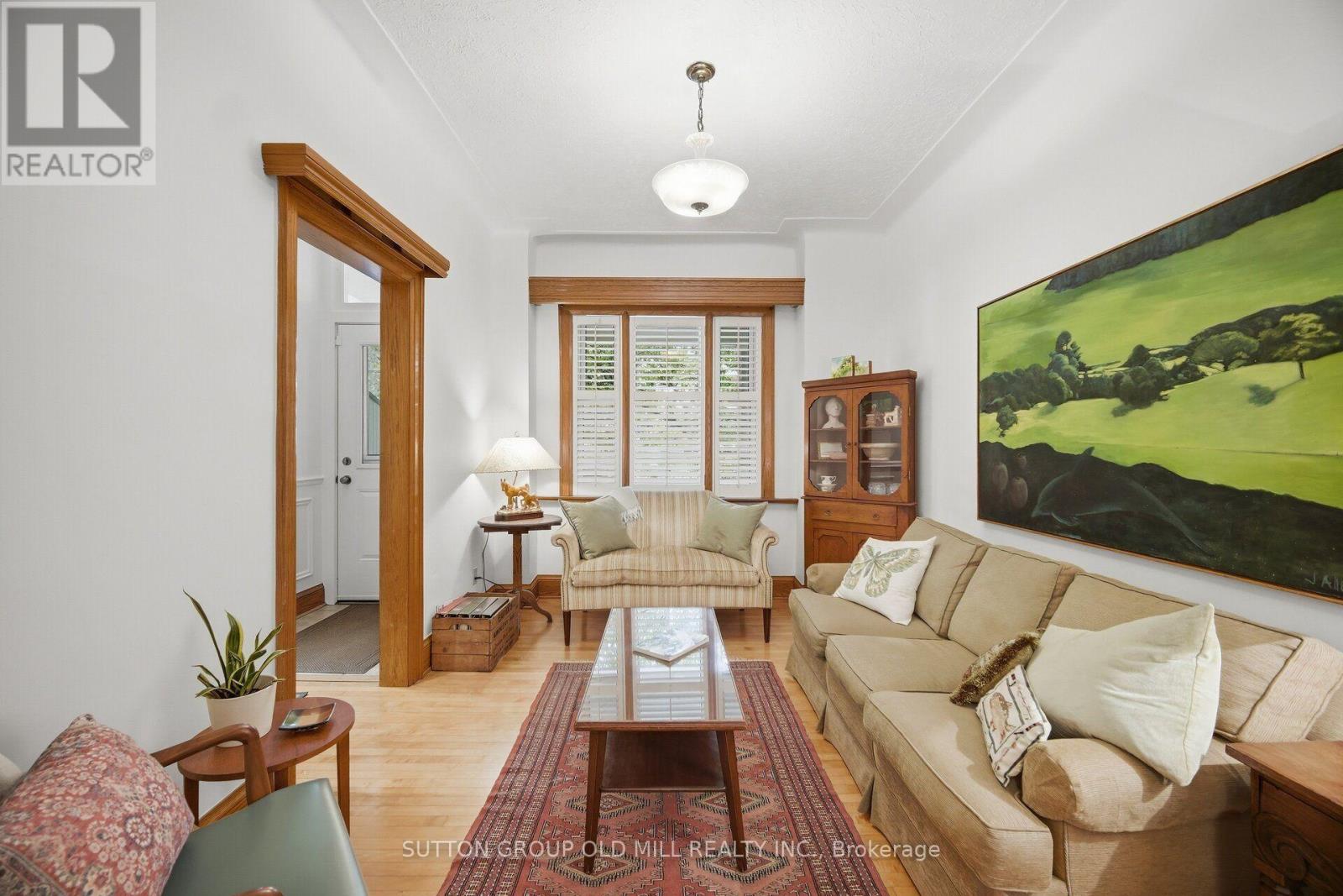 111 Palmerston Avenue, Toronto, Ontario  M6J 2J2 - Photo 5 - C13845778