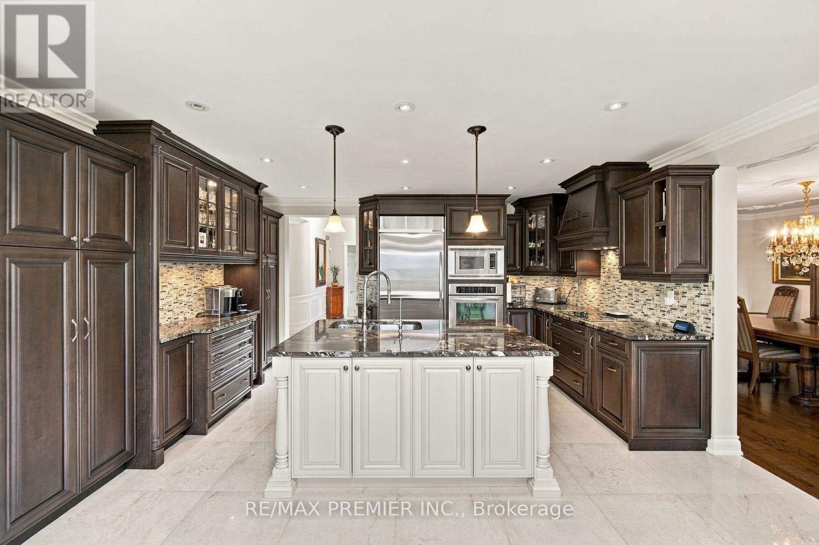 98 Cairnburg Place, Vaughan, Ontario  L4L 3L5 - Photo 17 - N13846192