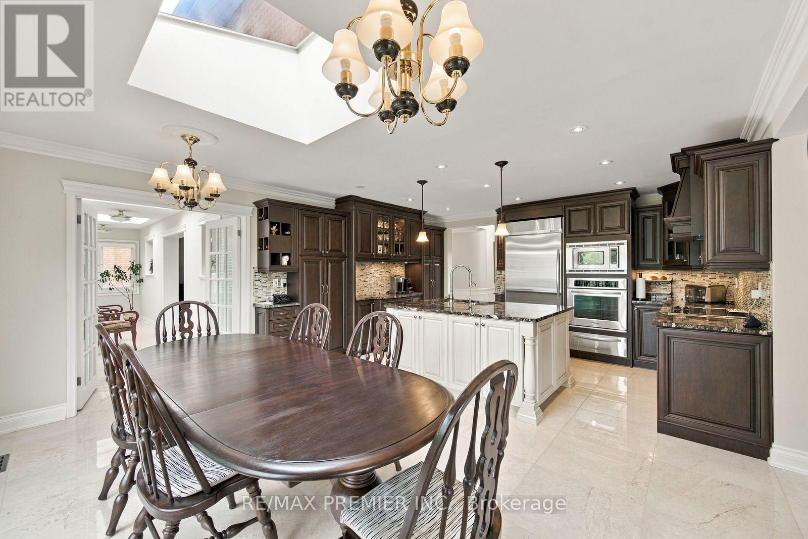 98 Cairnburg Place, Vaughan, Ontario  L4L 3L5 - Photo 16 - N13846192