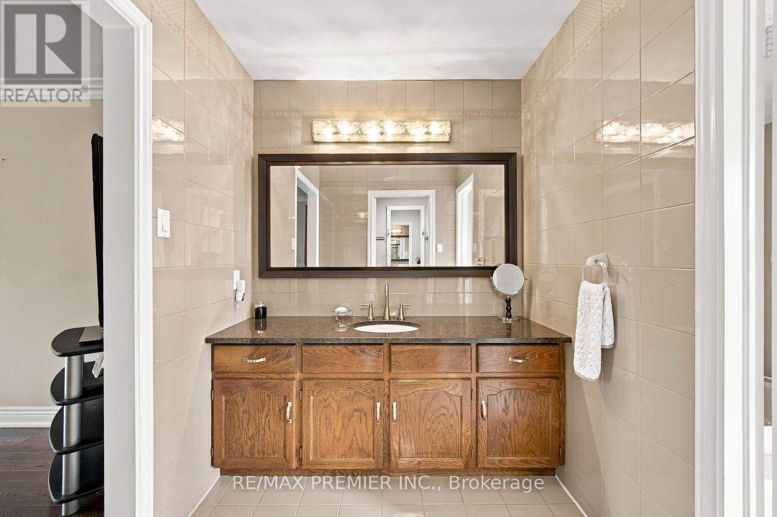 98 Cairnburg Place, Vaughan, Ontario  L4L 3L5 - Photo 33 - N13846192